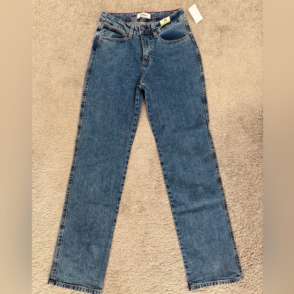 Wrangler Women's Straight Leg Blue Jeans